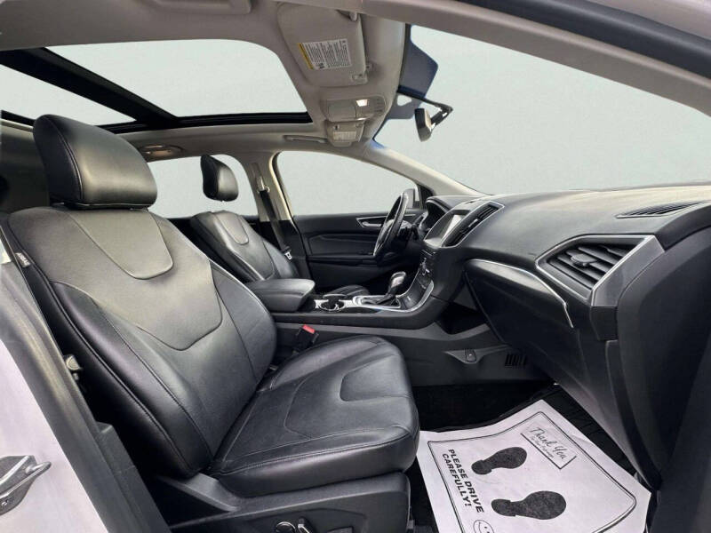 2016 Ford Edge Titanium