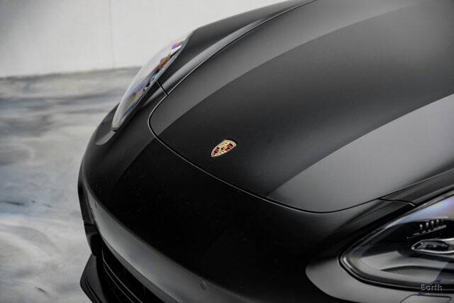 2018 Porsche Panamera Turbo Sport Turismo