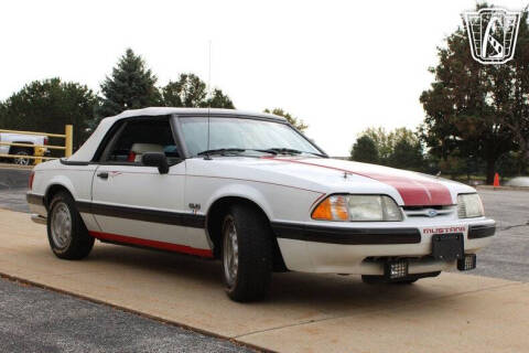 1990 Ford Mustang
