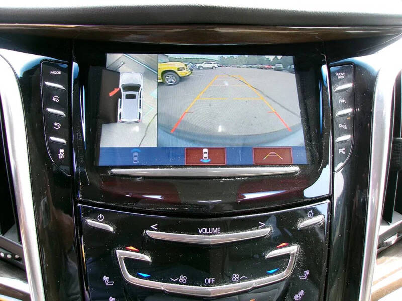 2019 Cadillac Escalade Luxury