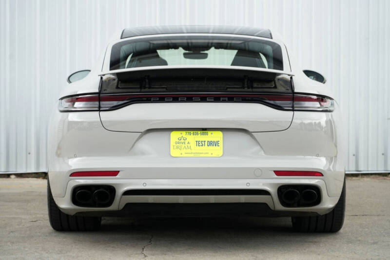 2022 Porsche Panamera 4S E-Hybrid