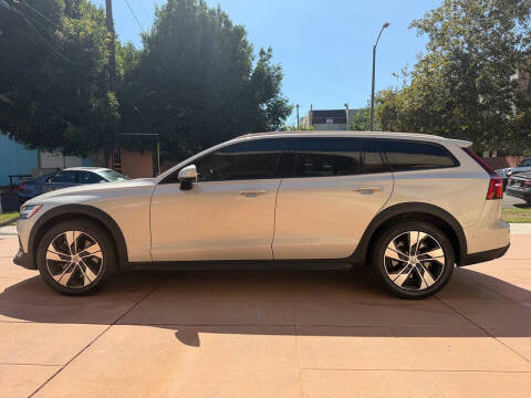 2020 Volvo V60 Cross Country T5
