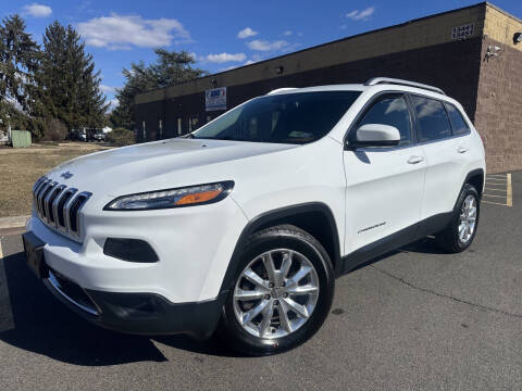 2016 Jeep Cherokee for sale at PA Auto World in Levittown PA