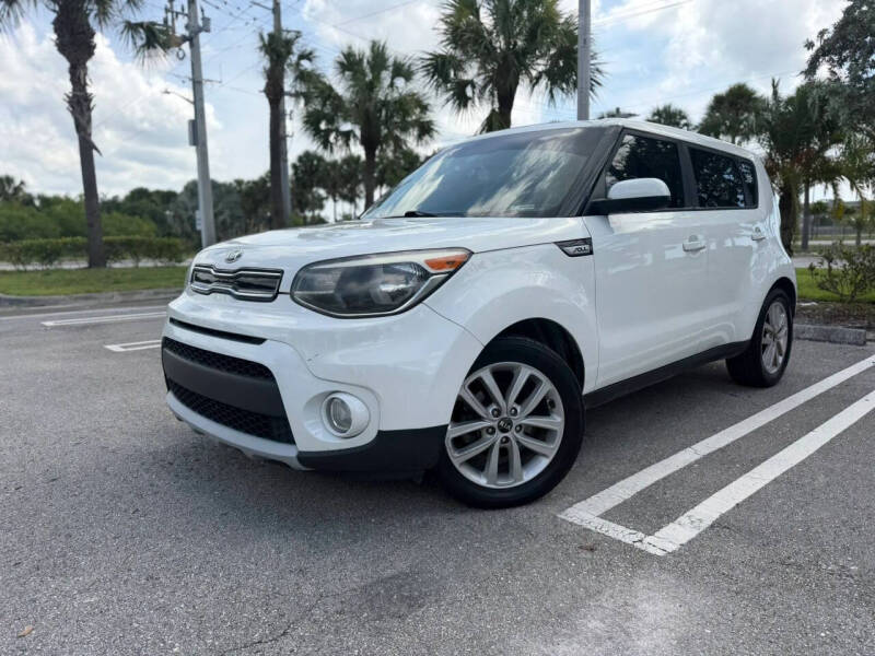 2019 Kia Soul +