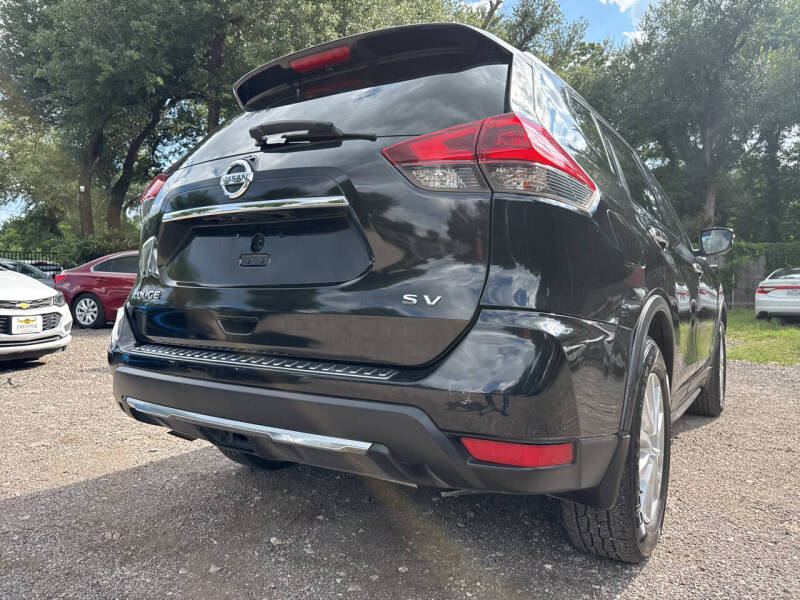 2018 Nissan Rogue SV
