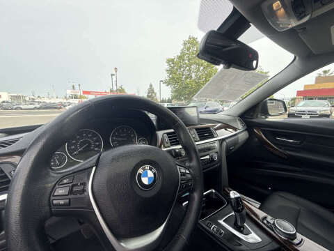 2015 BMW 3 Series 328i