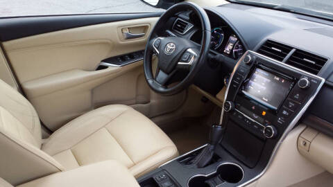 2015 Toyota Camry Hybrid XLE