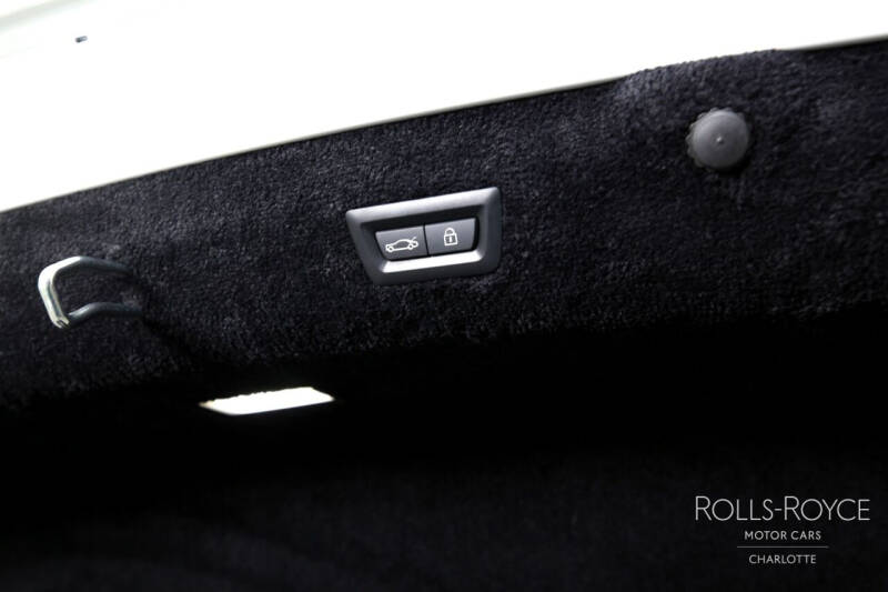 2024 Rolls-Royce Phantom EWB