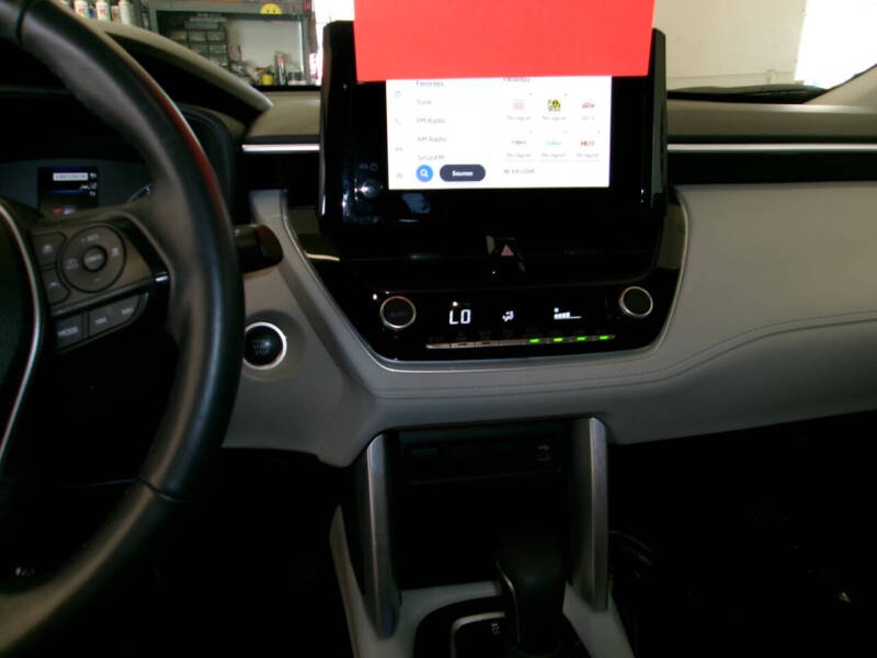 2023 Toyota Corolla Cross LE