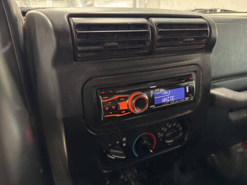 2004 Jeep Wrangler X