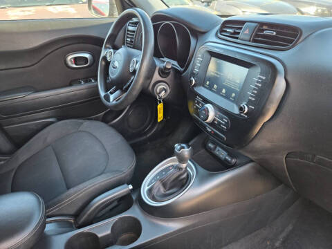2019 Kia Soul +