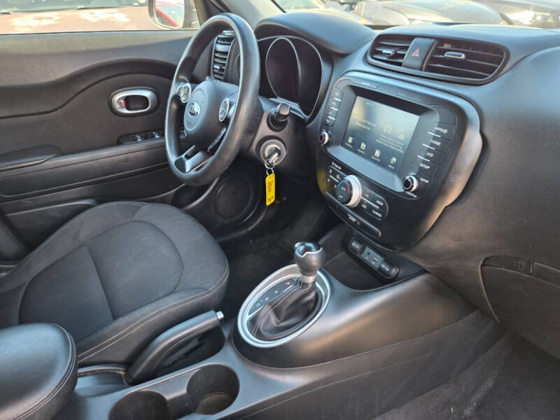 2019 Kia Soul +