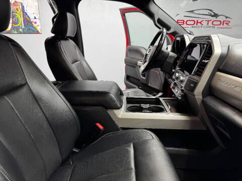 2022 Ford F-350 Super Duty Lariat