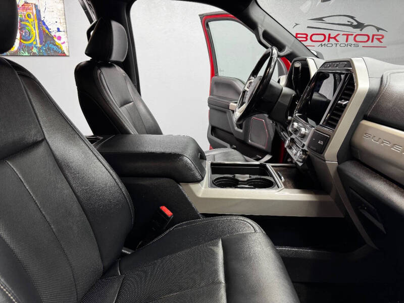 2022 Ford F-350 Super Duty Lariat