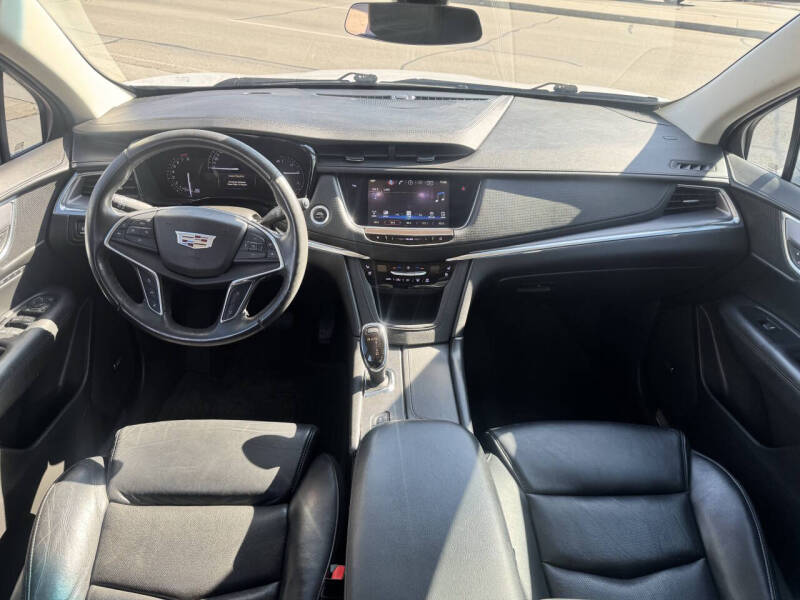 2017 Cadillac XT5 Premium Luxury