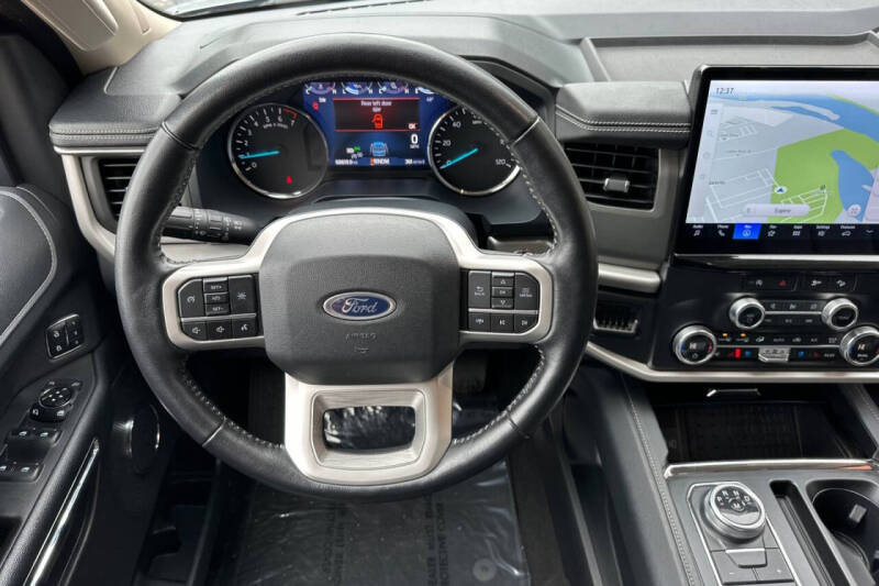 2024 Ford Expedition MAX XLT