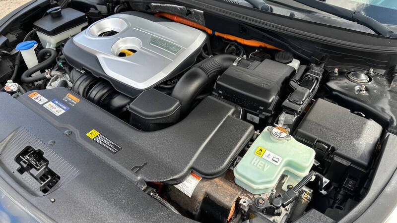 2017 Hyundai Sonata Hybrid SE