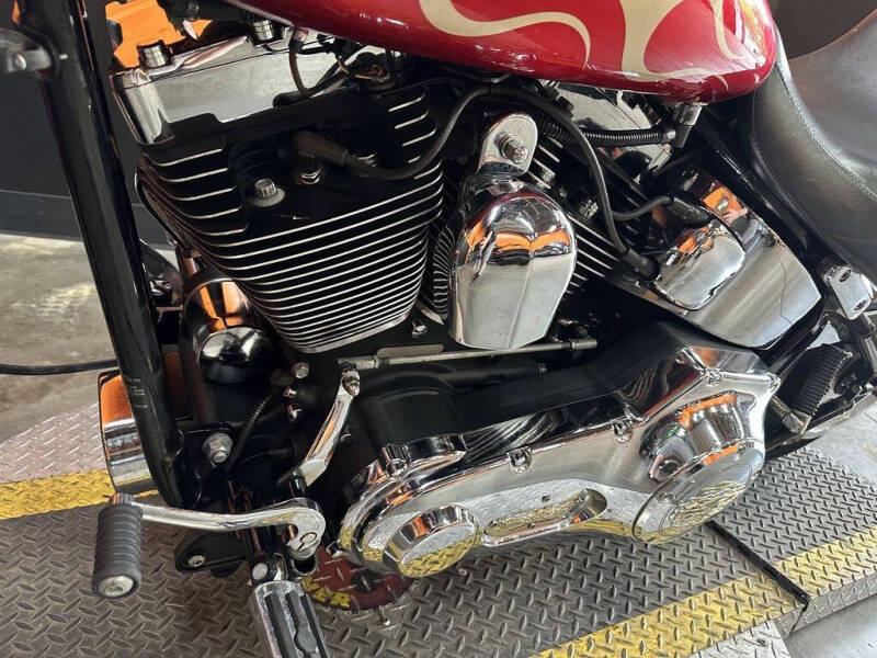 2001 Harley-Davidson® FXSTDI - Softail® Deuce I