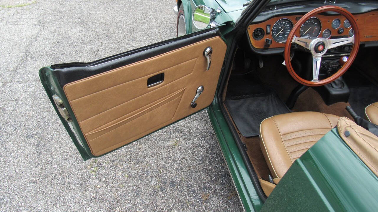 1976 Triumph TR6 7