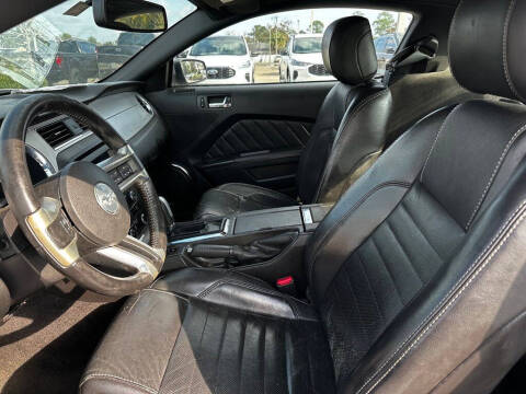 2013 Ford Mustang V6