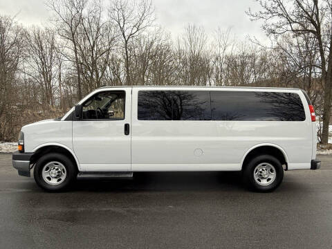 2023 Chevrolet Express LT 3500