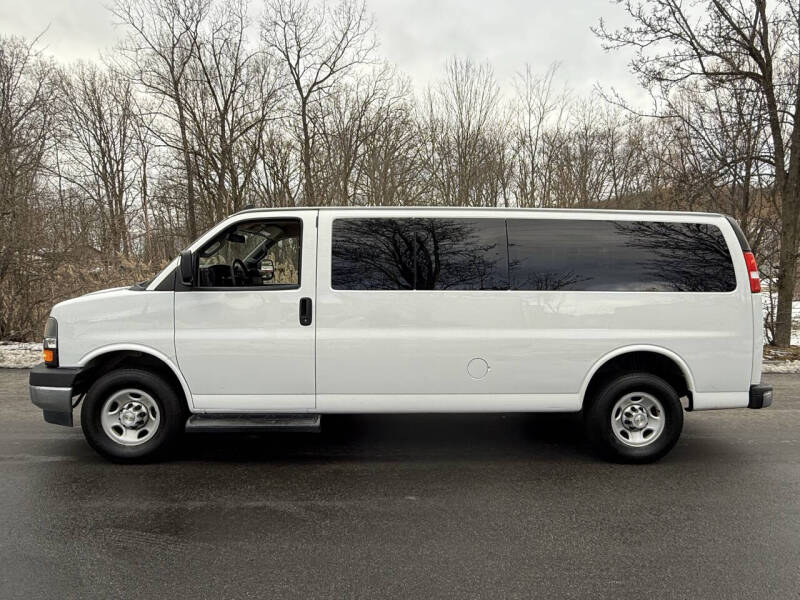 2023 Chevrolet Express LT 3500