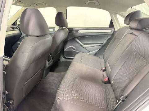2013 Volkswagen Passat