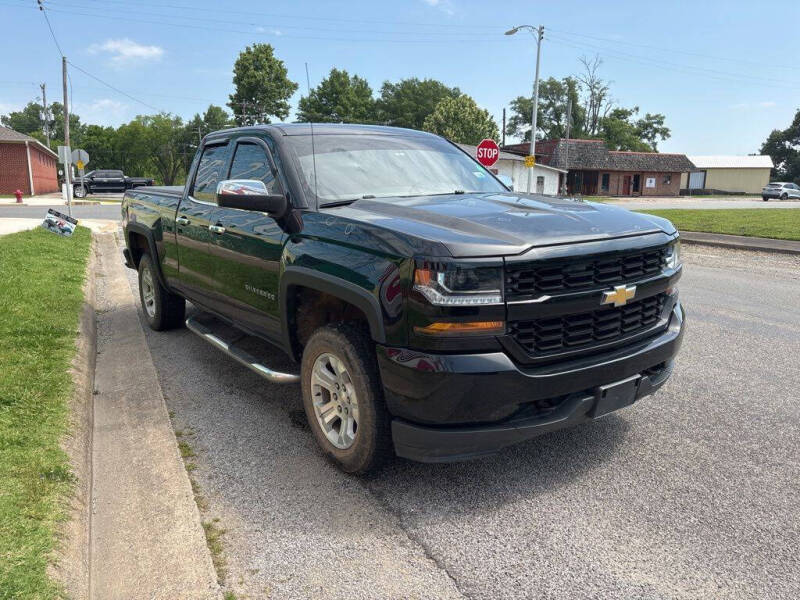 2017 Chevrolet Silverado 1500 Custom