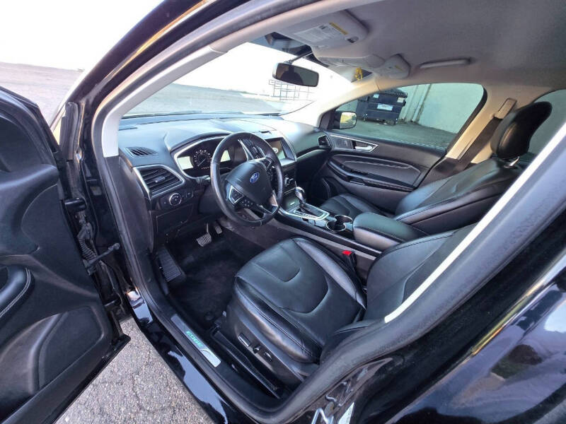 2018 Ford Edge Titanium