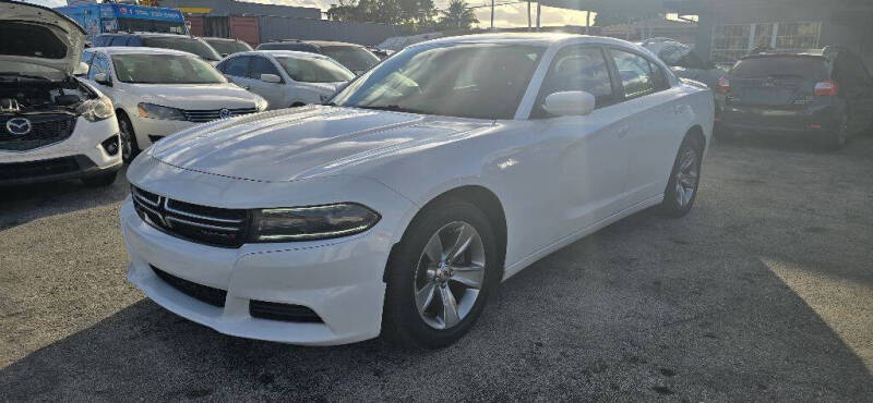 2015 Dodge Charger SE
