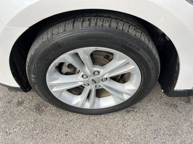 2019 Ford Taurus SEL