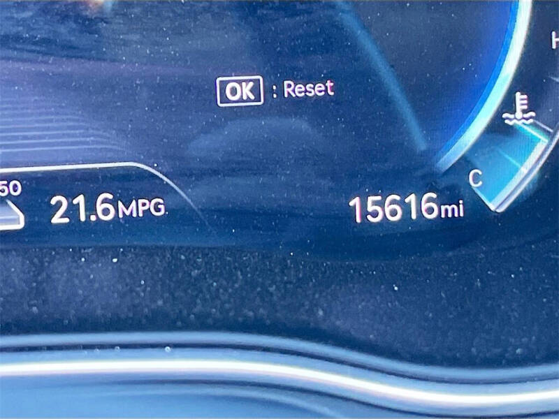 2022 Genesis GV80 2.5T