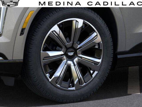 2025 Cadillac Escalade IQ Luxury 2