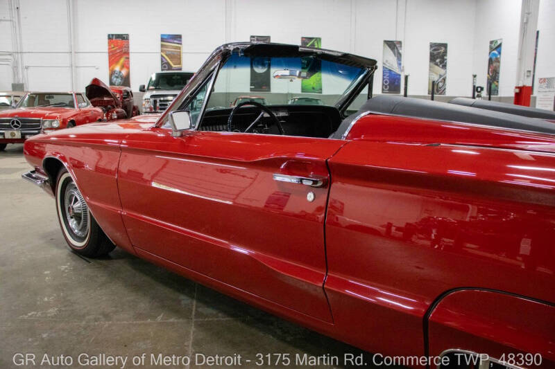 1966 Ford Thunderbird