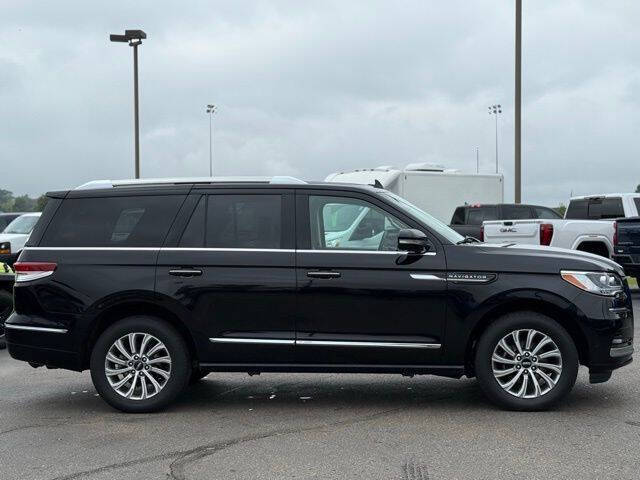 2024 Lincoln Navigator Premiere