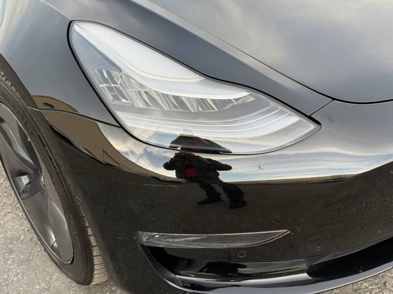 2019 Tesla Model 3 Standard Range Plus