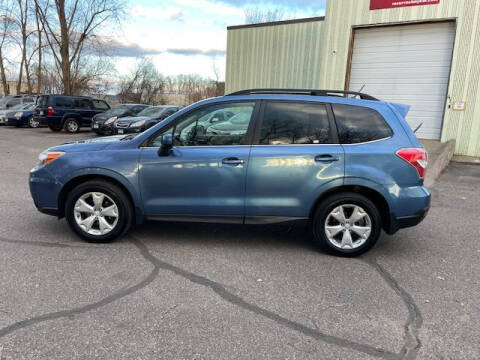 2015 Subaru Forester for sale at AM Auto Sales in Forest Lake MN
