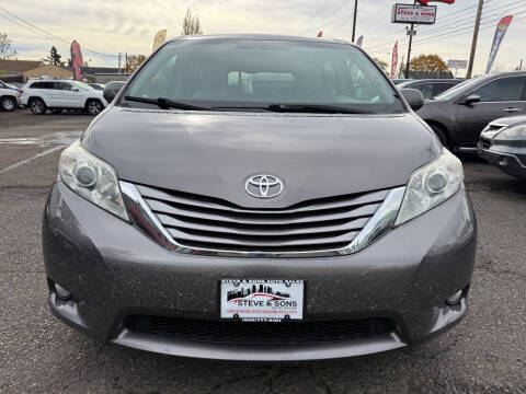 2016 Toyota Sienna XLE 8-Passenger