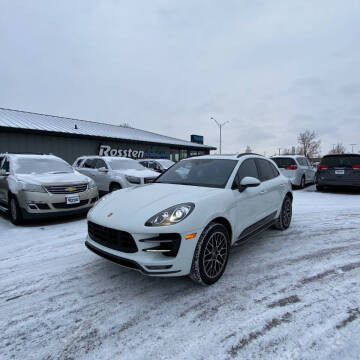2016 Porsche Macan Turbo
