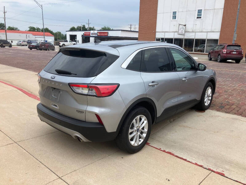 2021 Ford Escape SE