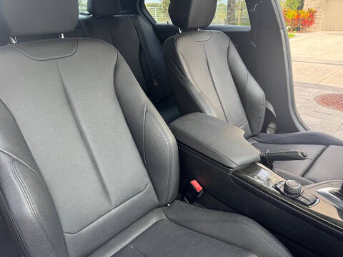 2018 BMW 3 Series 330i