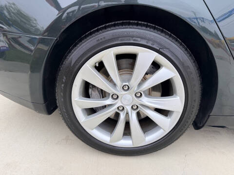 2013 Tesla Model S Performance