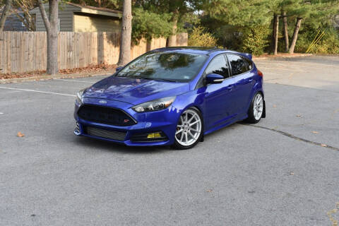 2015 Ford Focus for sale at Alpha Motors in Knoxville TN
