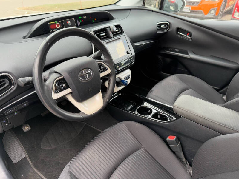 2017 Toyota Prius Prime Plus