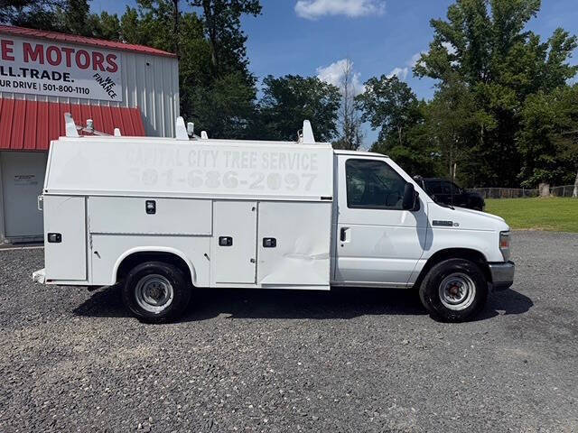 2017 Ford E-Series E-350 SD