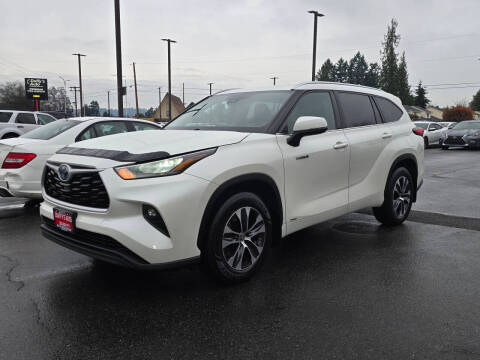 2021 Toyota Highlander Hybrid XLE
