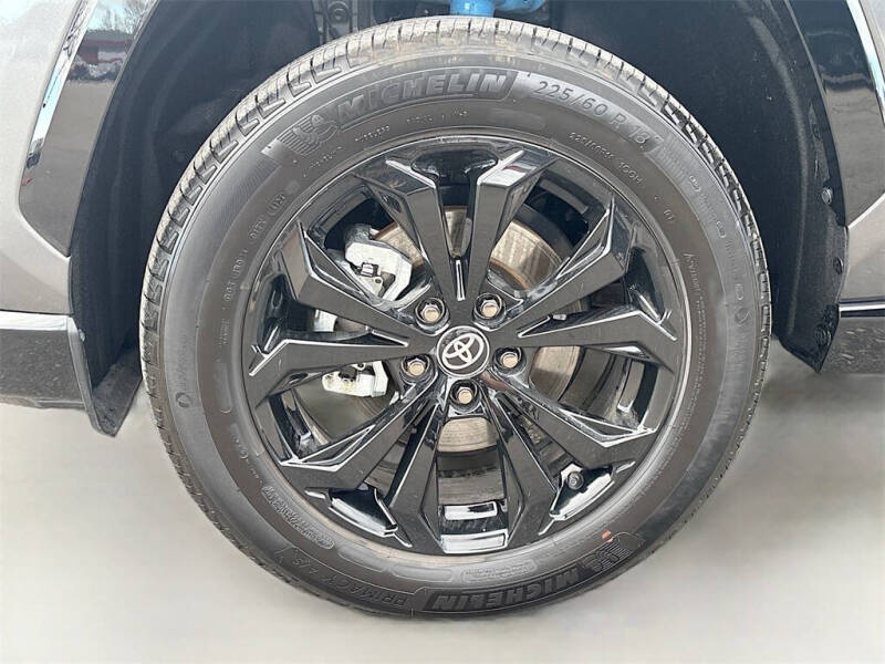 2025 Toyota RAV4 Hybrid XSE