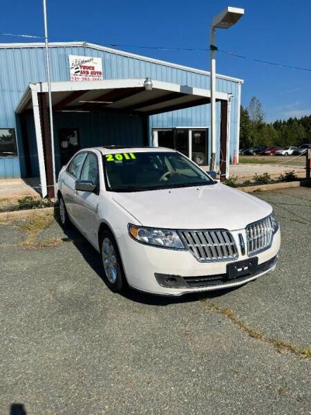 2011 Lincoln MKZ for sale at Lighthouse Truck and Auto LLC in Dillwyn VA