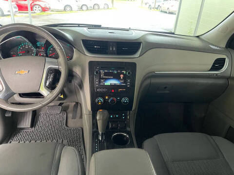 2017 Chevrolet Traverse LT