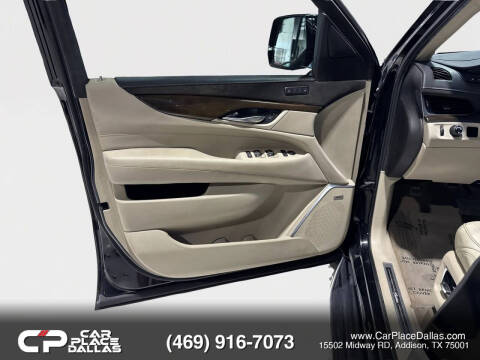 2019 Cadillac Escalade Luxury